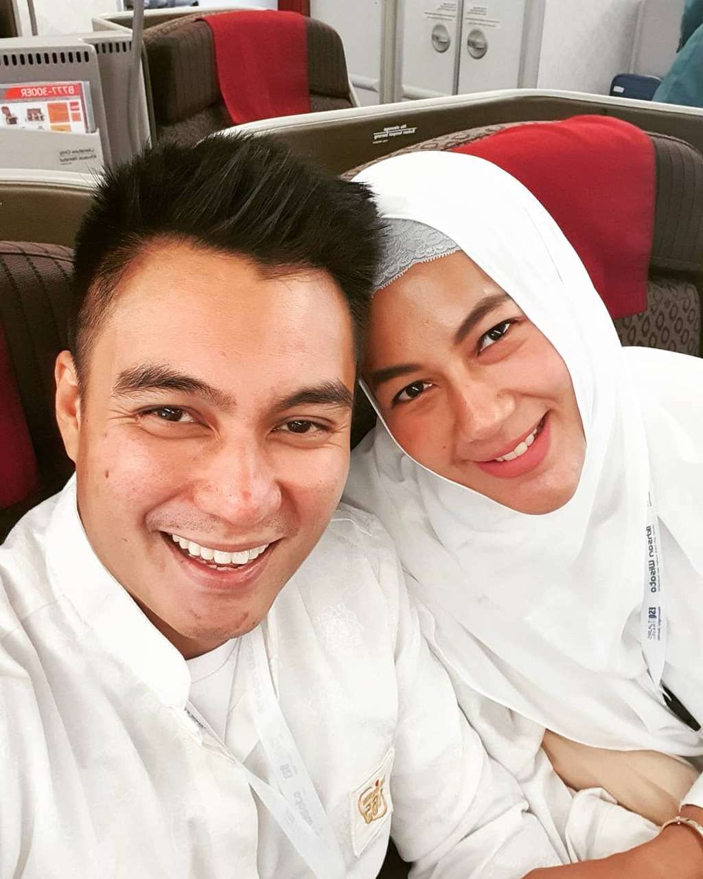 baim wong dan paula ibadah umroh