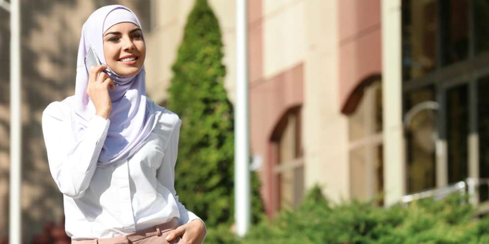 Ilustrasi Hijab Bisnis
