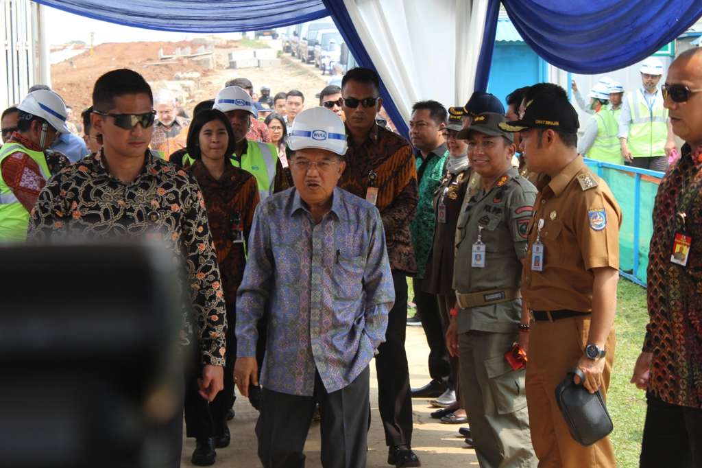 Wapres Jusuf Kalla memantau pembangunan UIII (Foto: Istimewa)