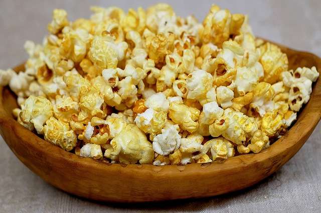 4 Cara Membuat Popcorn Mudah, Sederhana dan Tahan Lama