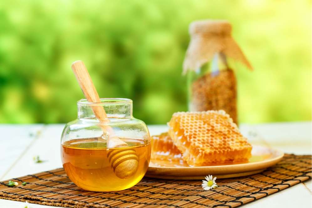 10 Manfaat Royal Jelly, Mencegah Penuaan Dini?