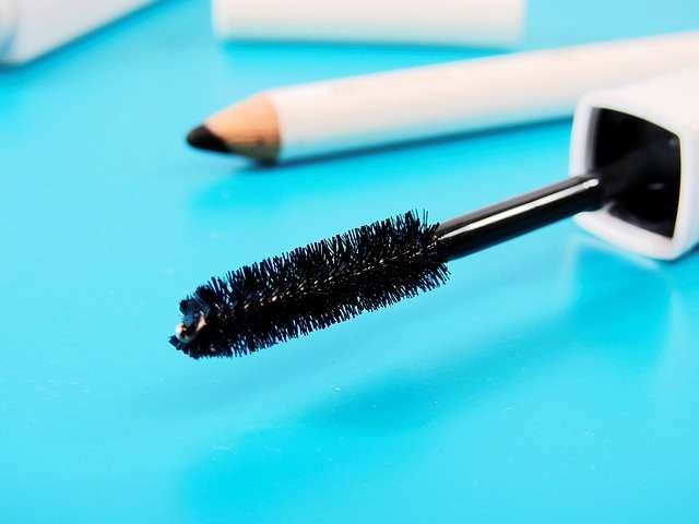 Teknik Make Up 5 Menit, Cocok Bagi Mahasiswa Super Sibuk!