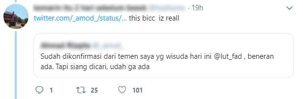Ternyata karangan bunga wisuda itu benar adanya.