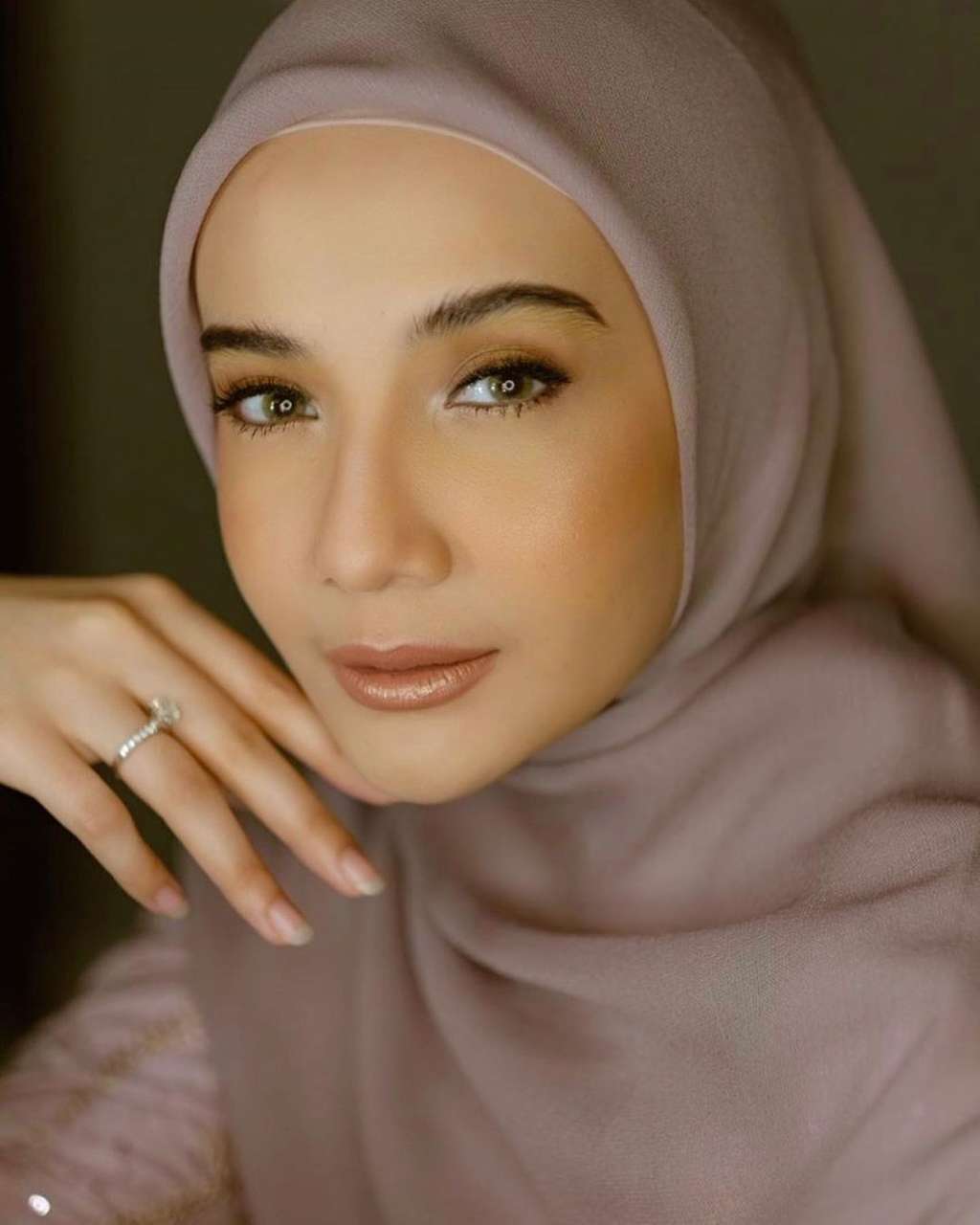 zaskia sungkar