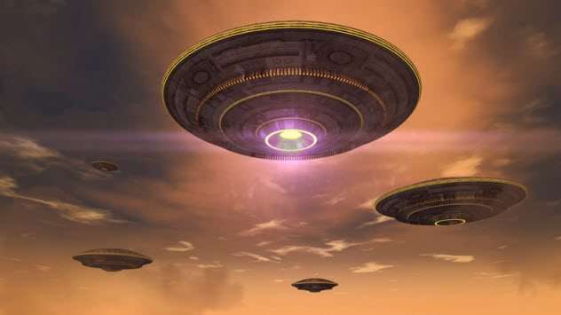 Ilustrasi Serangan Alien ke Bumi.