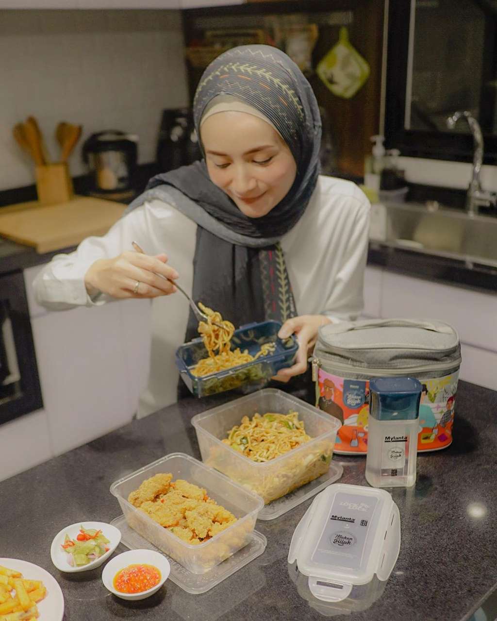 Potret Selebgram Berhijab