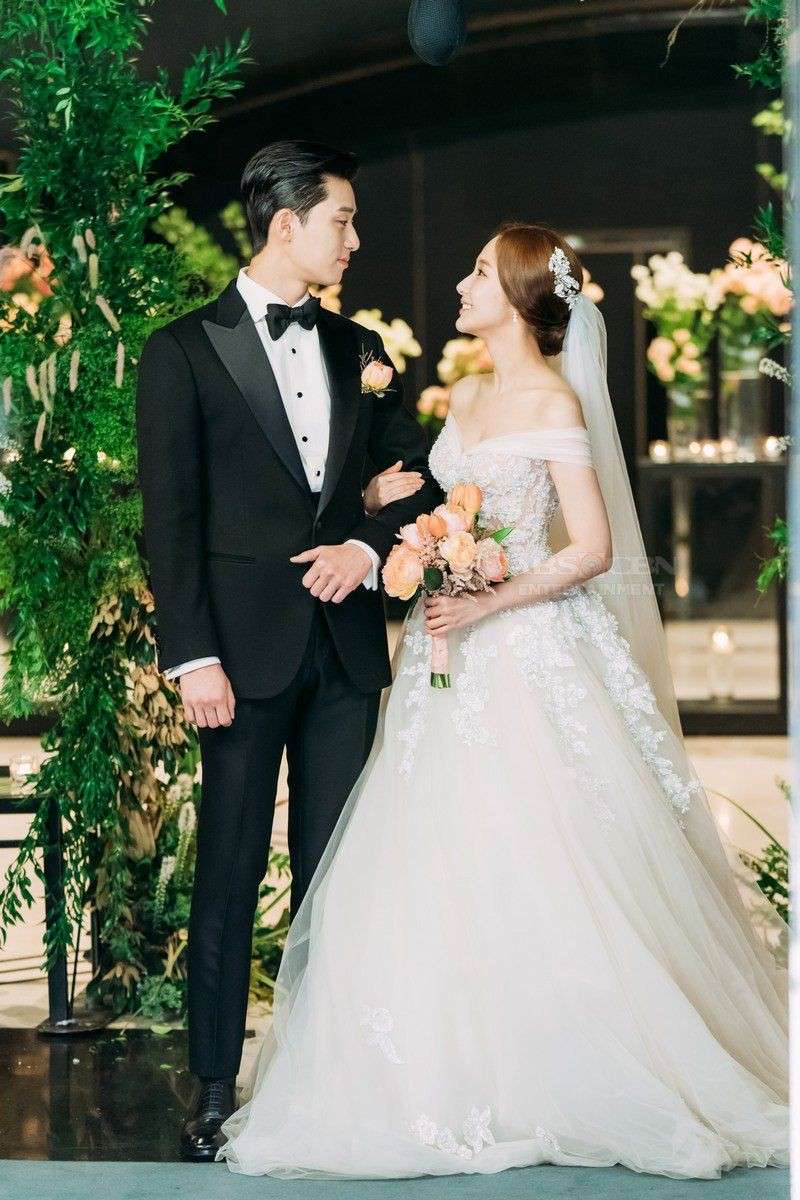 Inspirasi Gaun Pengantin