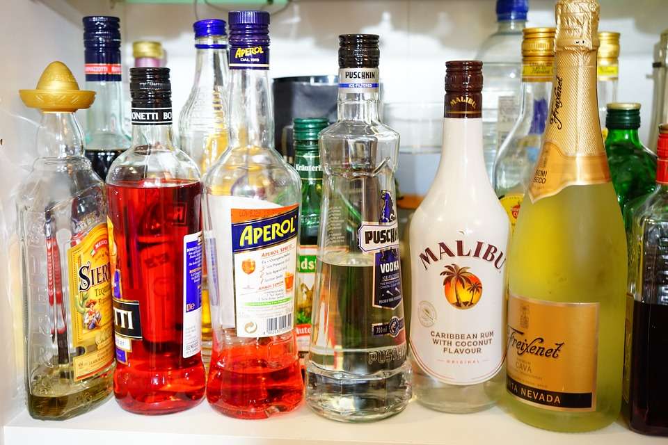 Minuman Beralkohol Minuman Beralkohol