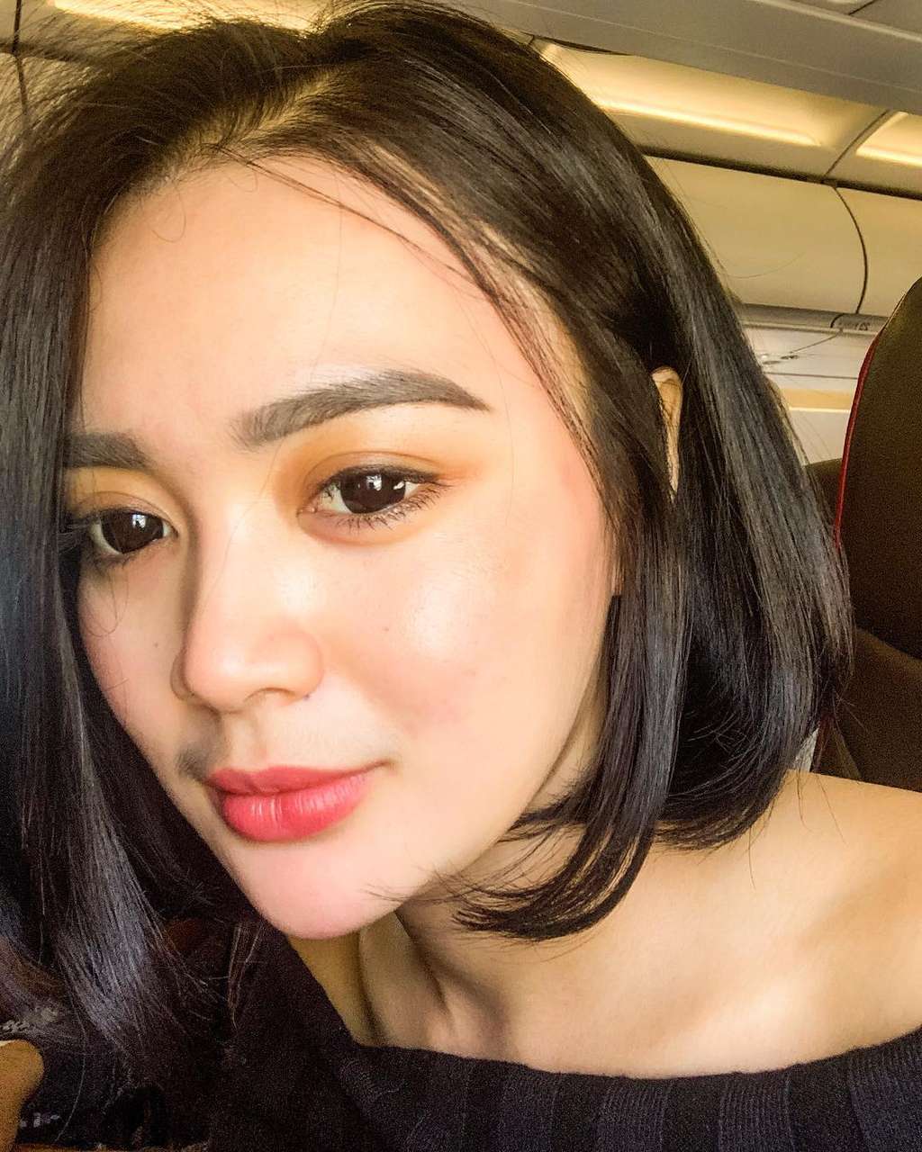 5 Fakta Wika Salim, Artis yang Memberikan Gombalan Ariel NOAH