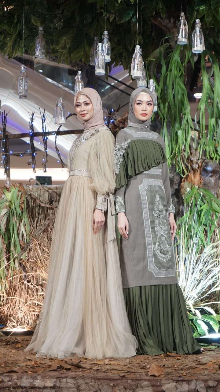Koleksi desainer Ayu Dyah Andari