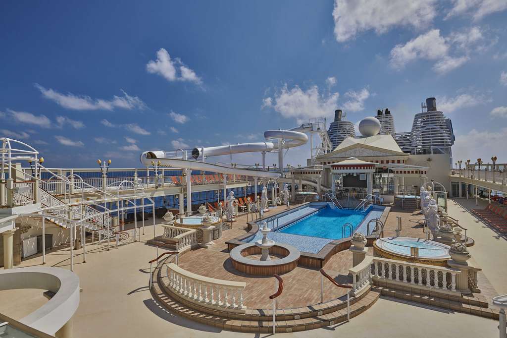 Dream Cruises