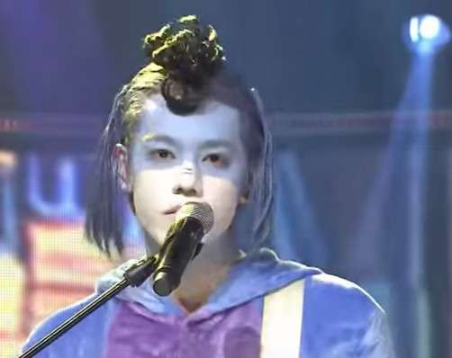 Kostum Idol KPop
