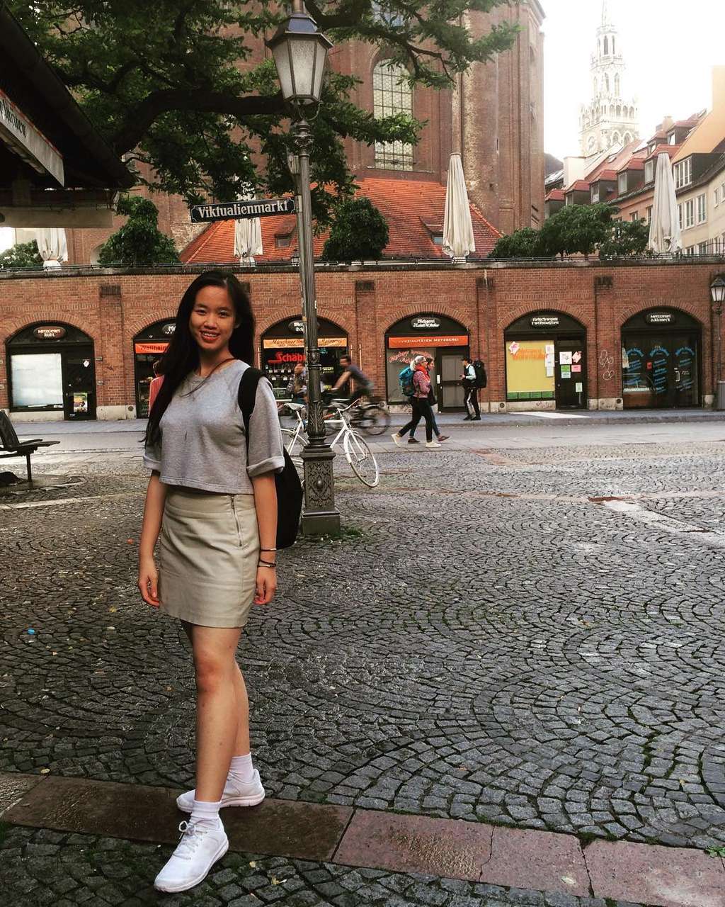 Claudia Santoso Claudia Santoso