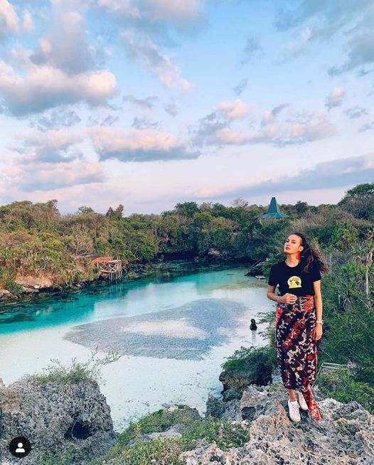 Nadine Candrawinata