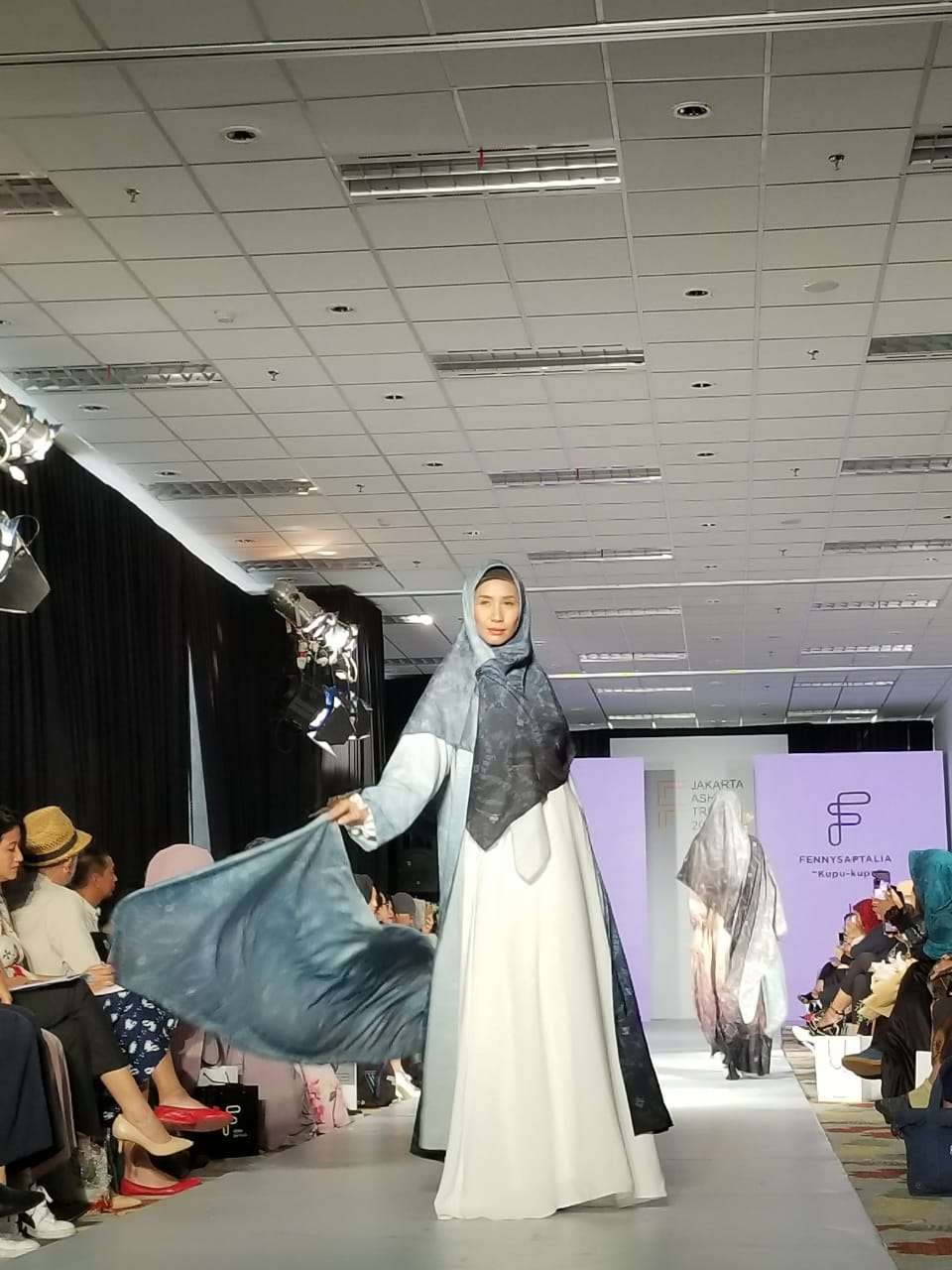 Jakarta Fashion Trend Jakarta Fashion Trend