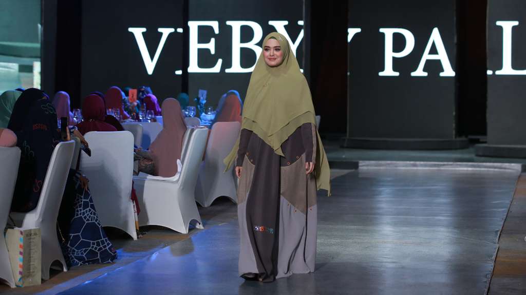 Vebby Palwinta