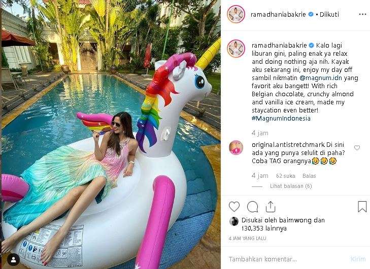Nia ramadhani kolam renang Nia ramadhani kolam renang