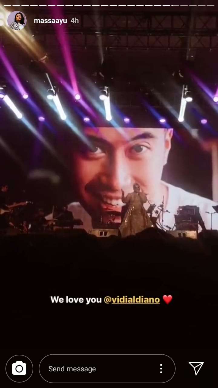Foto Vidi di Konser Melly