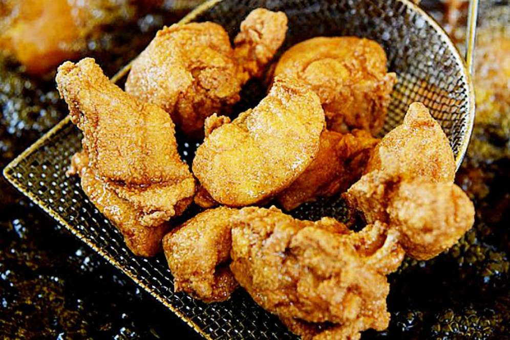 Ayam goreng 1 ringgit