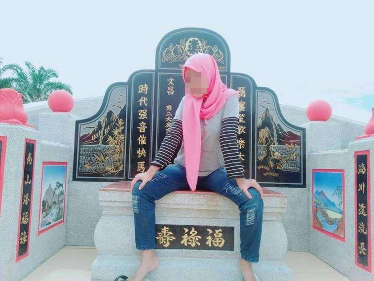 Bosan dengan pose yang itu-itu saja.