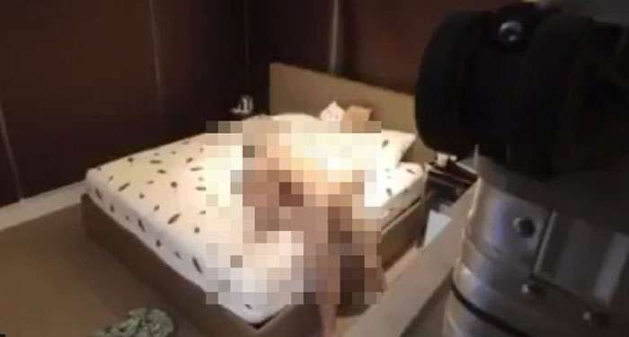 Video perselingkuhan mempelai perempuan muncul saat resepsi (Foto: Kwong Wah)