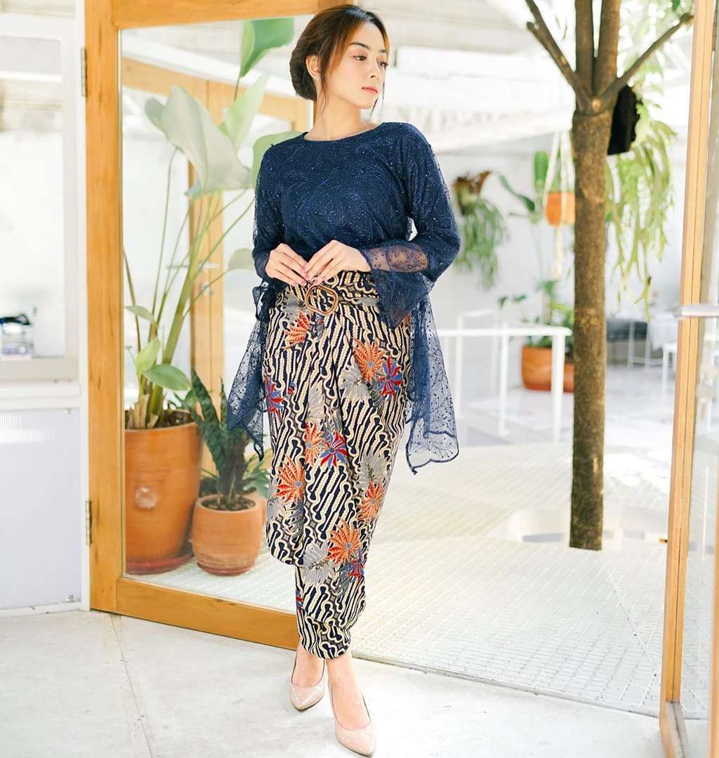 Azalia Bianda Azalia Bianda