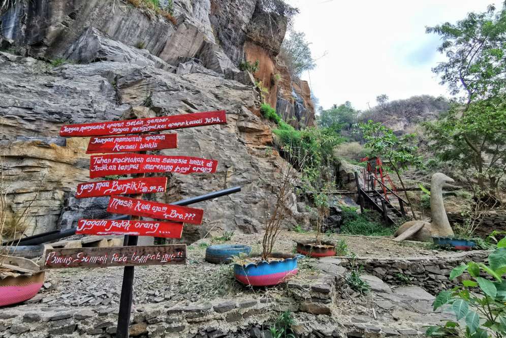 Curug Batu Templek