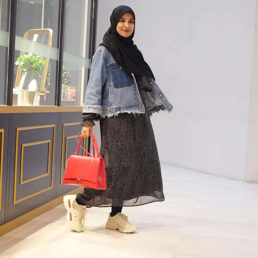shireen sungkar