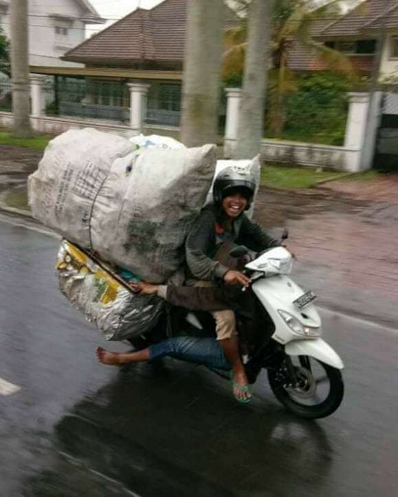 Motor Nyeleneh