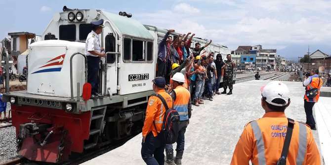 Uji coba kereta Garut