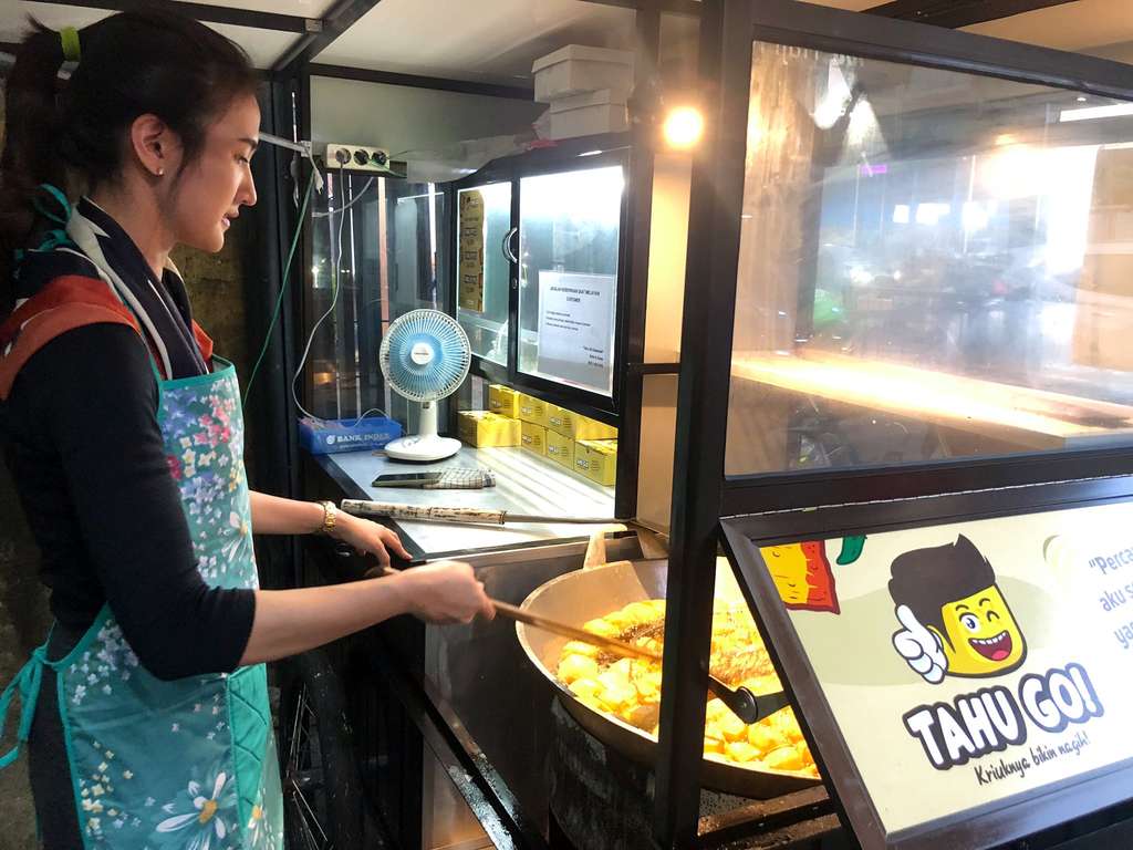 Penjual Tahu Cantik