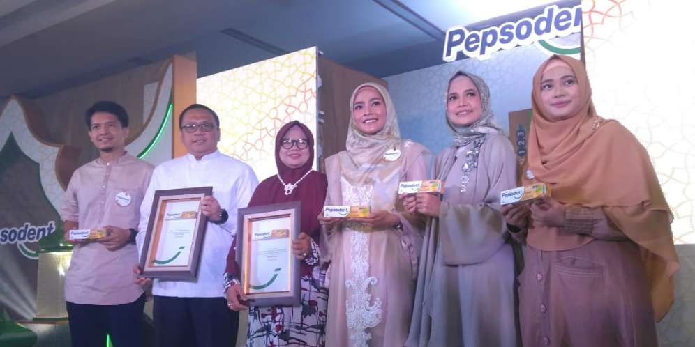 Pepsodent Siwak