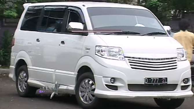 Mobil Sule.