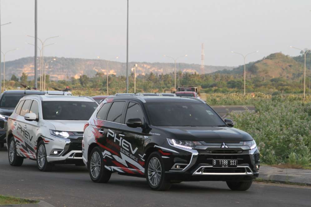 Outlander PHEV