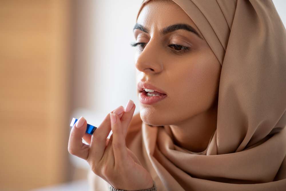 Bibir Hitam Kembali Cerah