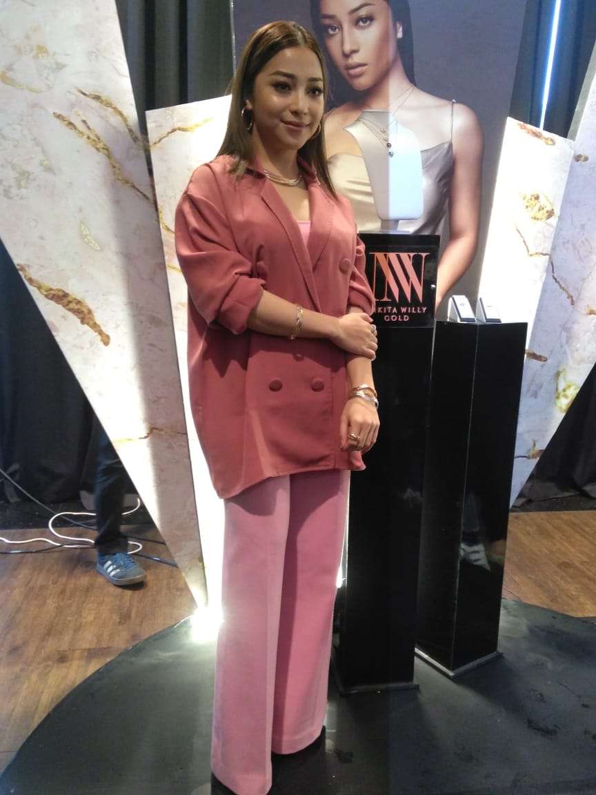 Nikita Willy Gold