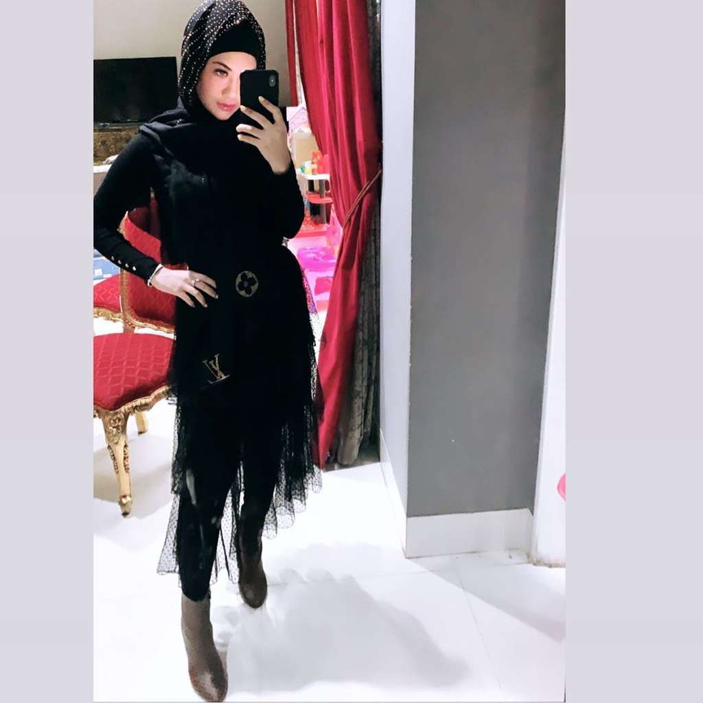 Della Perez