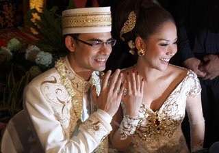 Ashraf dan BCL menikah