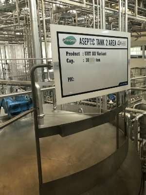 Susu ditampung di aseptic tank