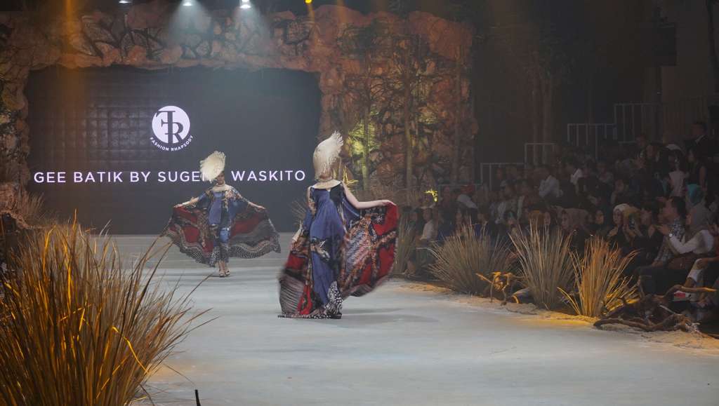 Fashion Rhapsody Fashion Rhapsody