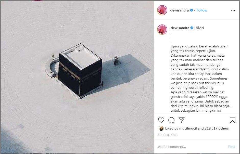 Dewi Sandra Unggah Foto Kabah