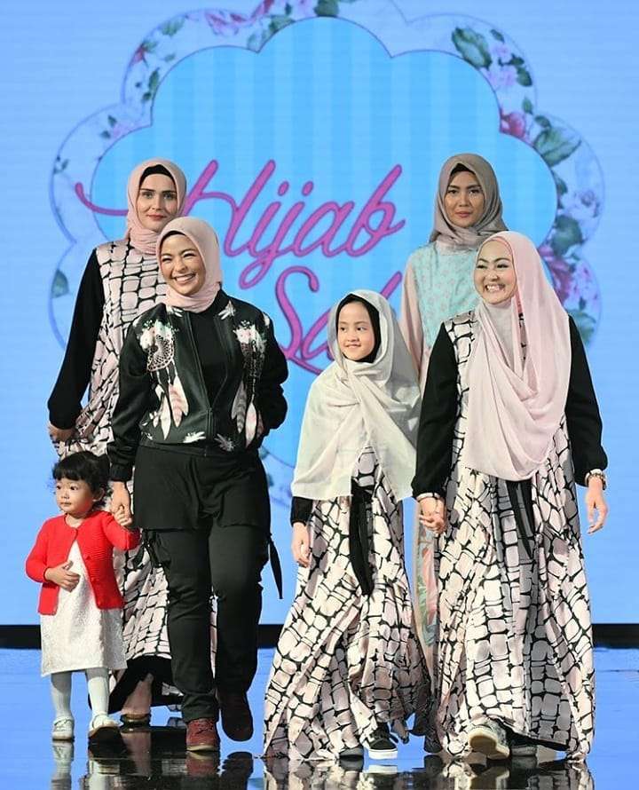 Tantri Kotak & Hijab Sabine