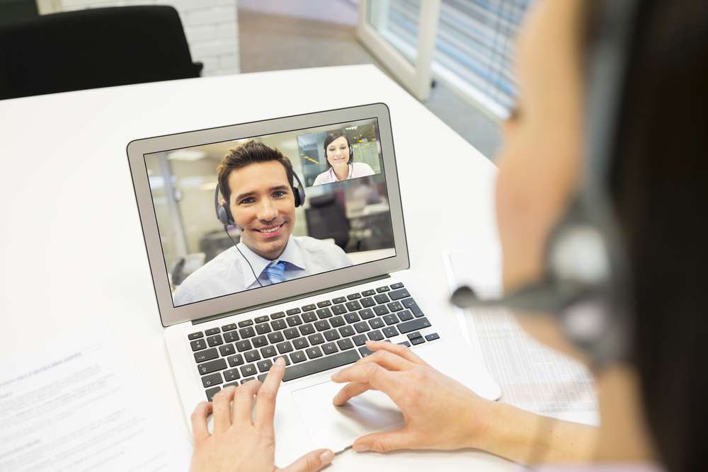 ilustrasi video call