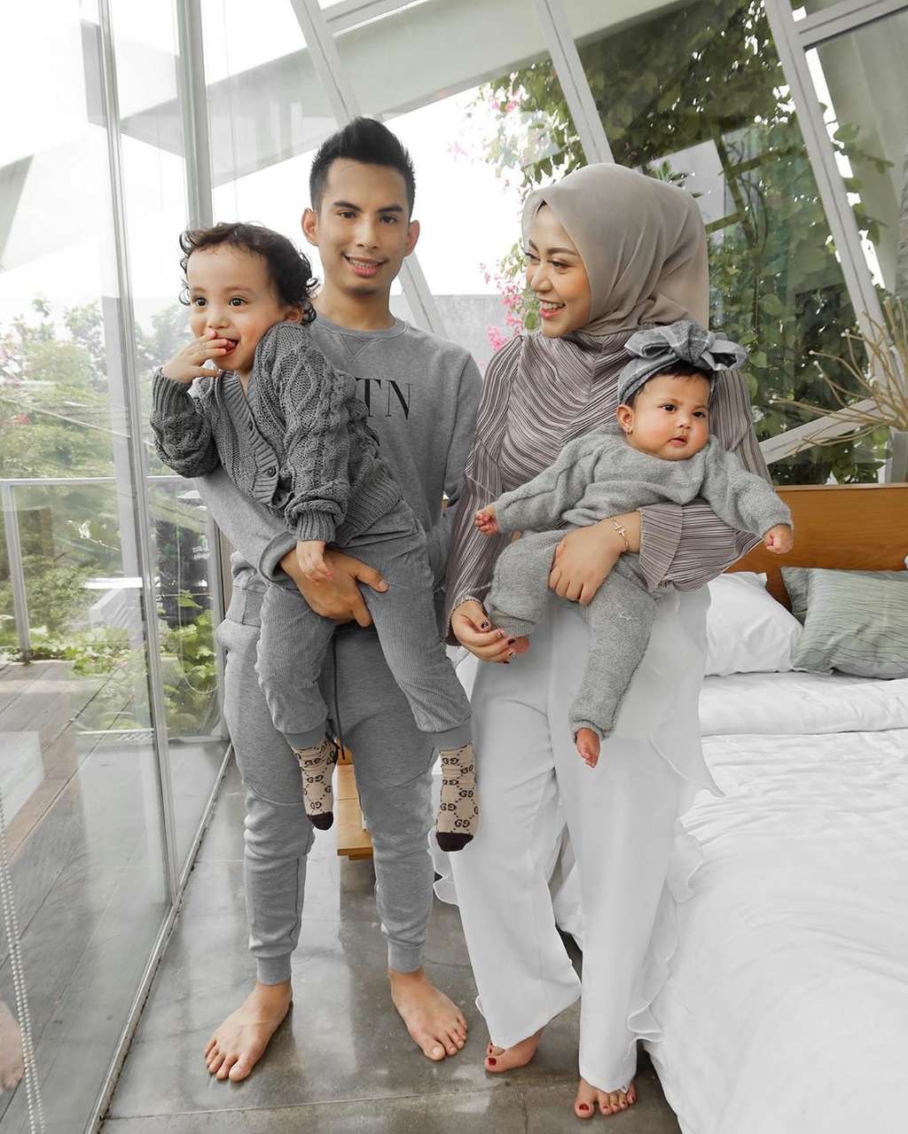 keluarga rachel vennya