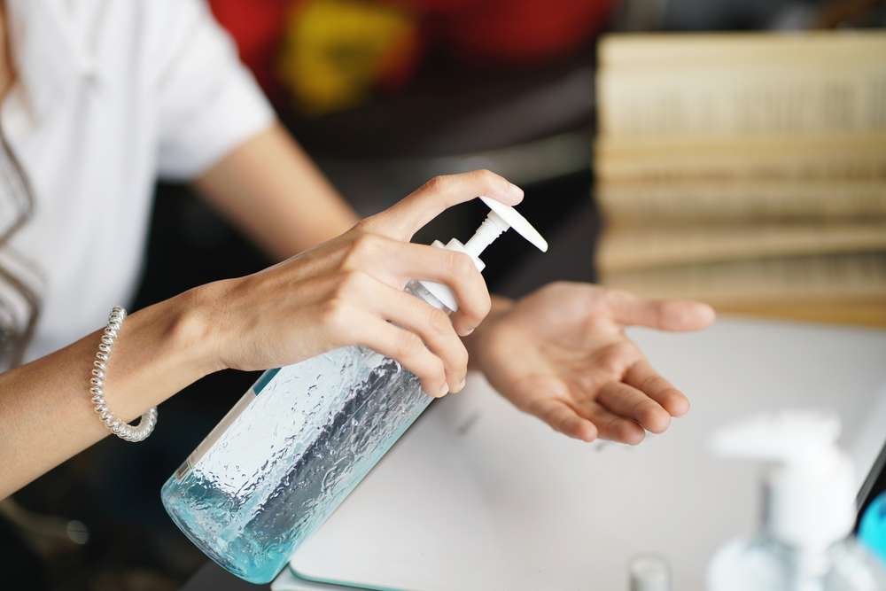ilustrasi hand sanitizer