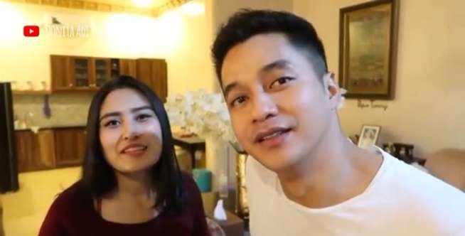 Ilustrasi Adly Fairuz dan Angbeen Rishi