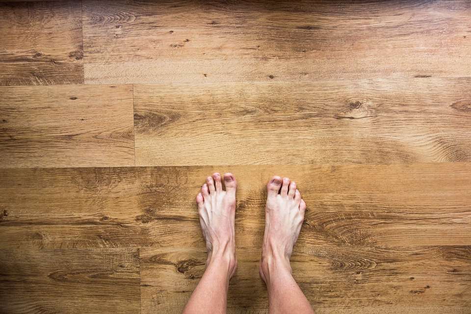 tanpa alas kaki