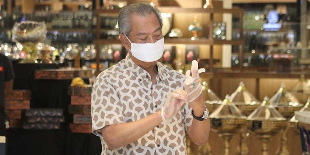 PM Malaysia Menggunakan Masker PM Malaysia Menggunakan Masker