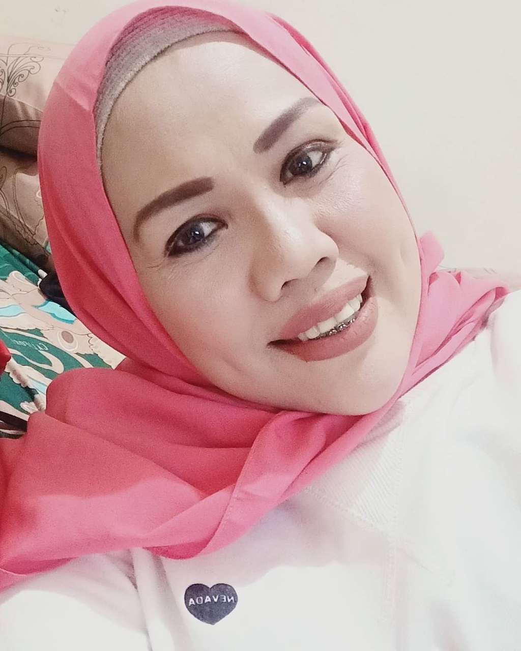Elly Sugigi