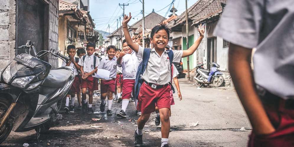 Ilustrasi Anak Sekolah
